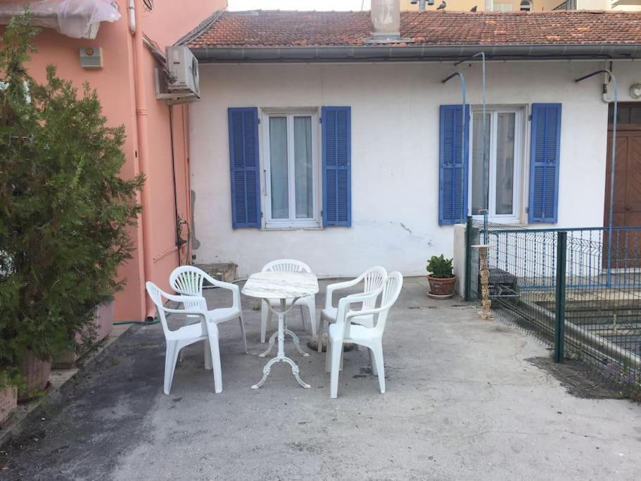 Villa Calme Et Tranquillite Et Un Soupir Menton Exterior foto